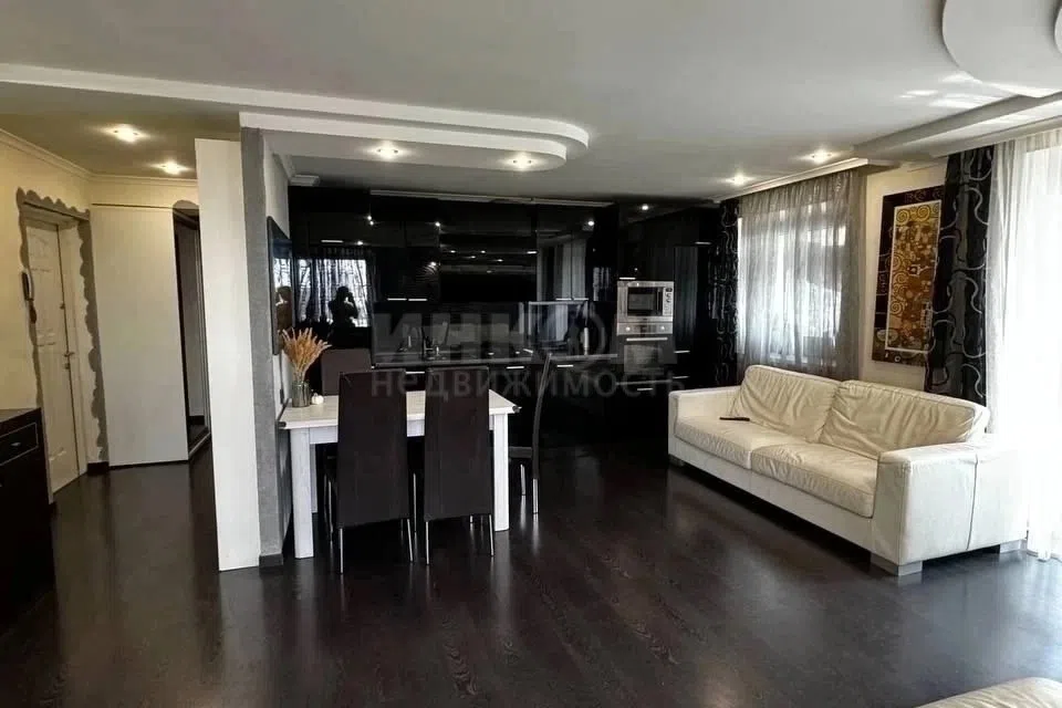 Продаётся 2-комнатная квартира, 59 м²