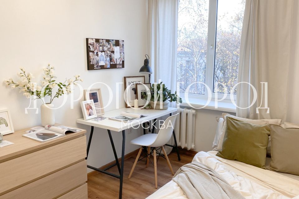 Продаётся 3-комнатная квартира, 57.6 м²