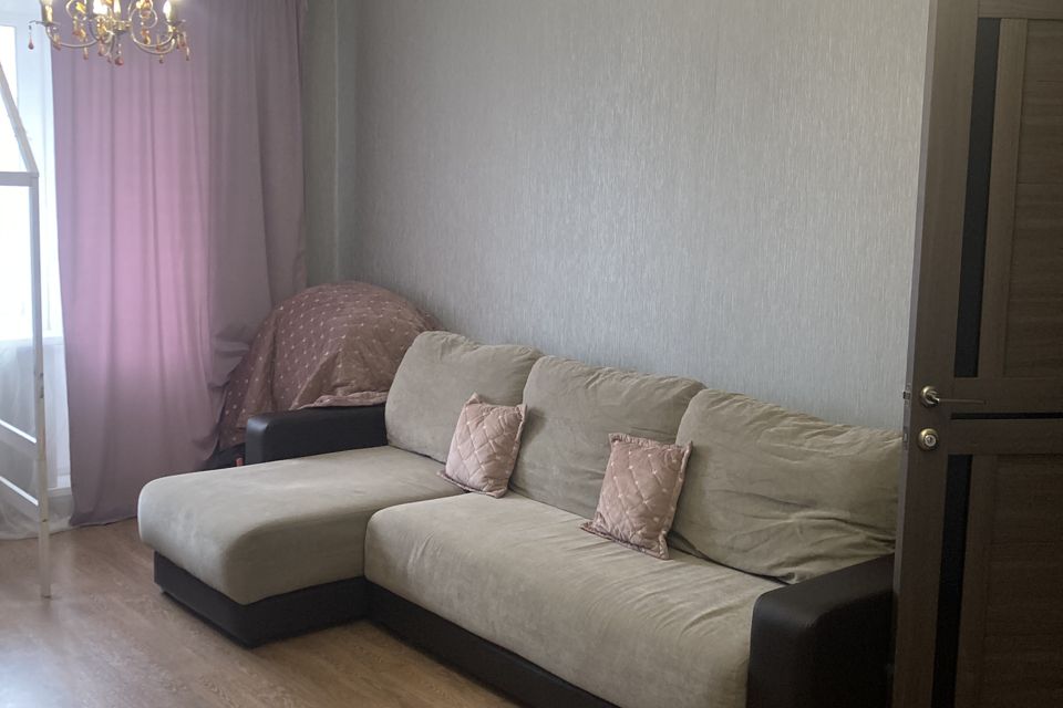 Продаётся 1-комнатная квартира, 37.9 м²