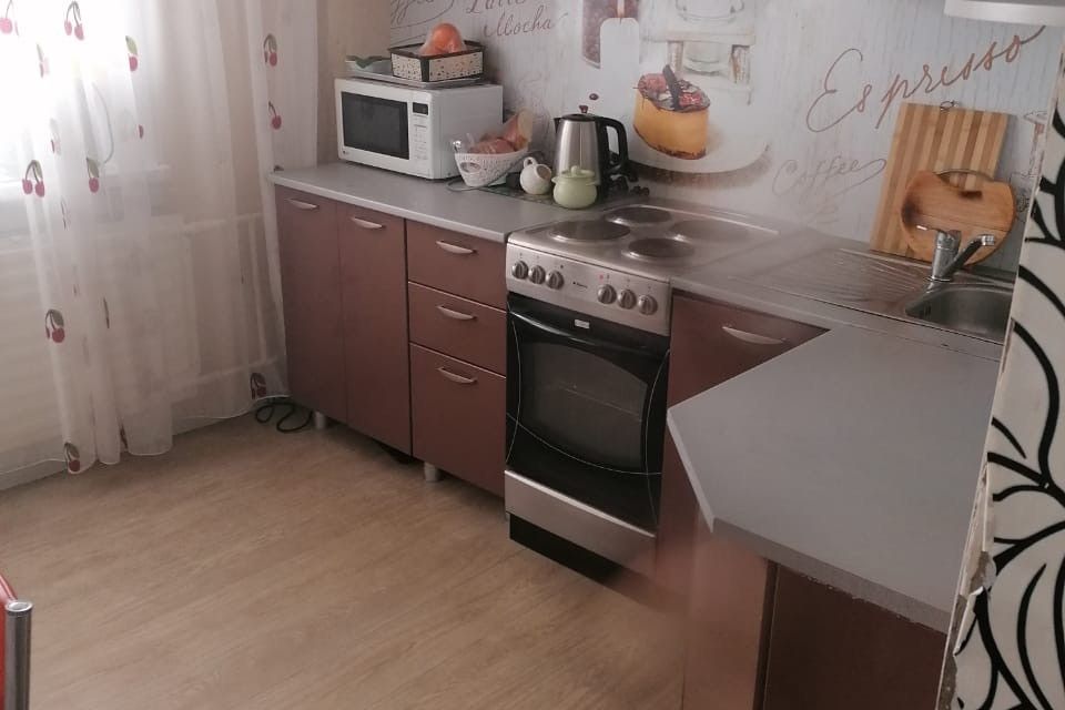 Сдаётся 2-комнатная квартира, 57 м²