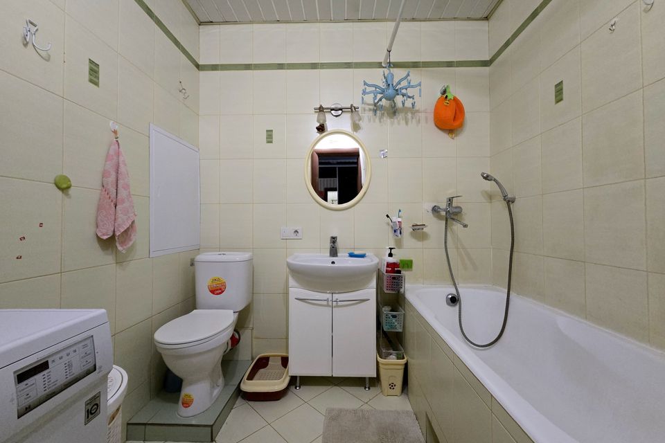 Продаётся 2-комнатная квартира, 57 м²