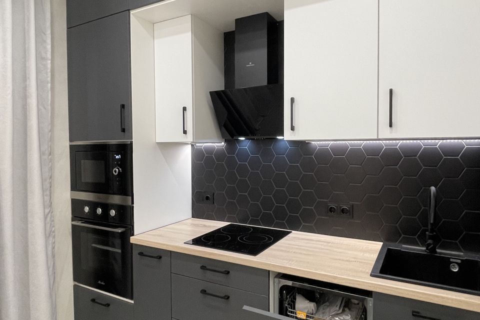 Продаётся 1-комнатная квартира, 38 м²