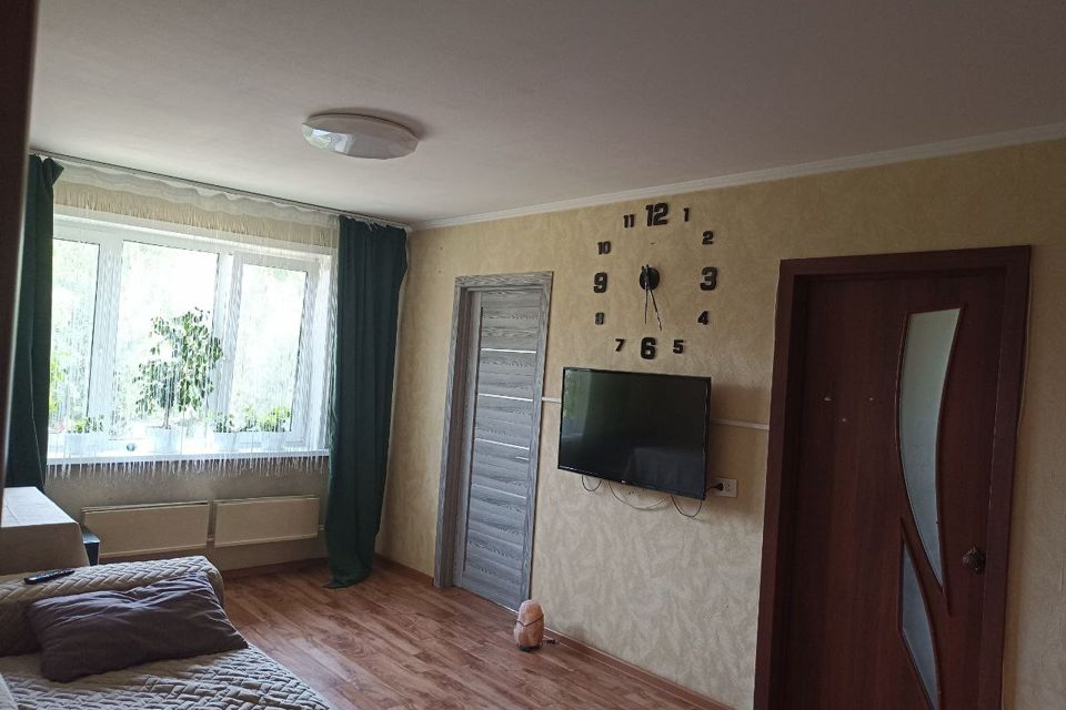 Продаётся 4-комнатная квартира, 60 м²