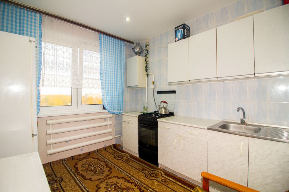 Продаётся 3-комнатная квартира, 63.5 м²