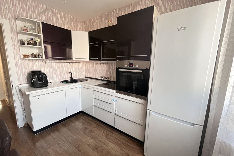 Продаётся 2-комнатная квартира, 58 м²