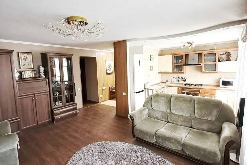 Продаётся 3-комнатная квартира, 62 м²