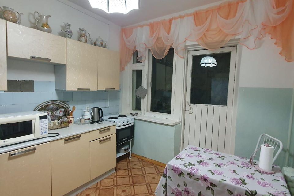 Продаётся 3-комнатная квартира, 65 м²