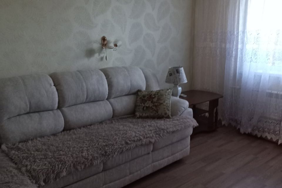 Продаётся 3-комнатная квартира, 60 м²