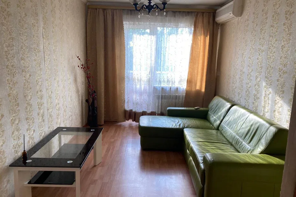 Продаётся 3-комнатная квартира, 60 м²
