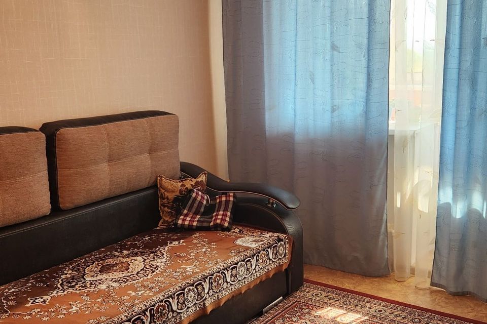 Продаётся 3-комнатная квартира, 60 м²