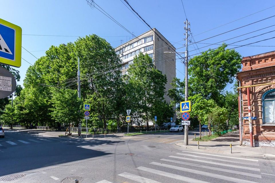 Продаётся 2-комнатная квартира, 58 м²