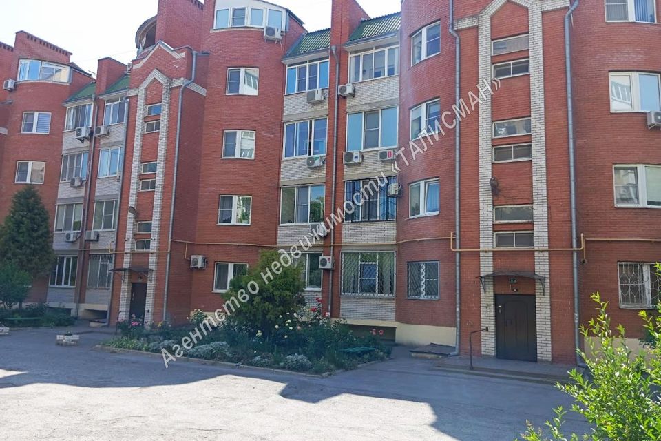Продаётся 3-комнатная квартира, 92.3 м²