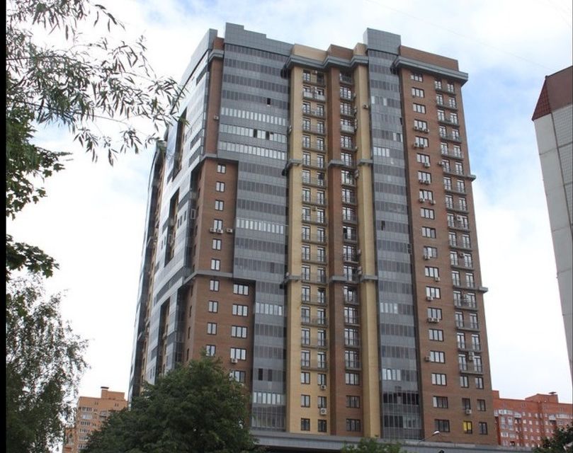 Продаётся 3-комнатная квартира, 102.5 м²