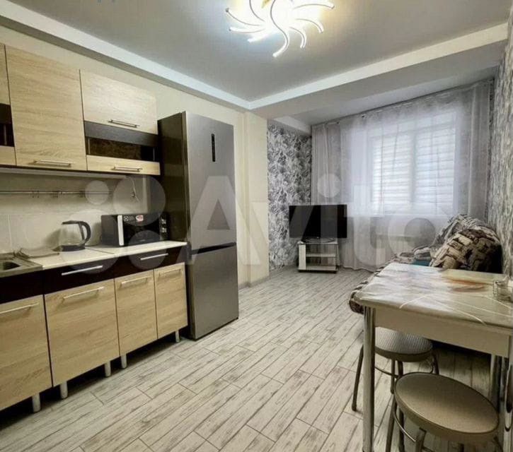 Продаётся 1-комнатная квартира, 37.6 м²