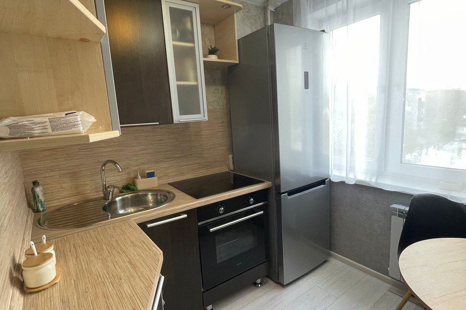Продаётся 3-комнатная квартира, 61 м²