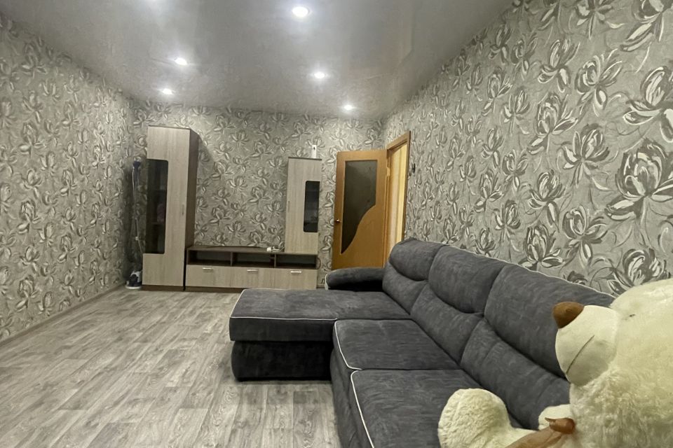 Продаётся 4-комнатная квартира, 91.6 м²