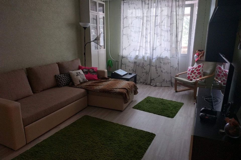 Продаётся 1-комнатная квартира, 37 м²