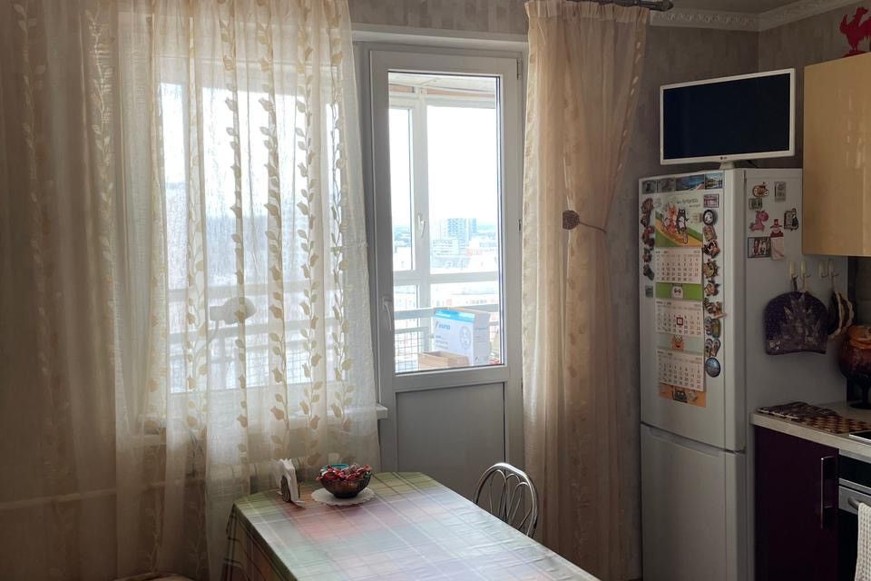 Продаётся 2-комнатная квартира, 61.4 м²