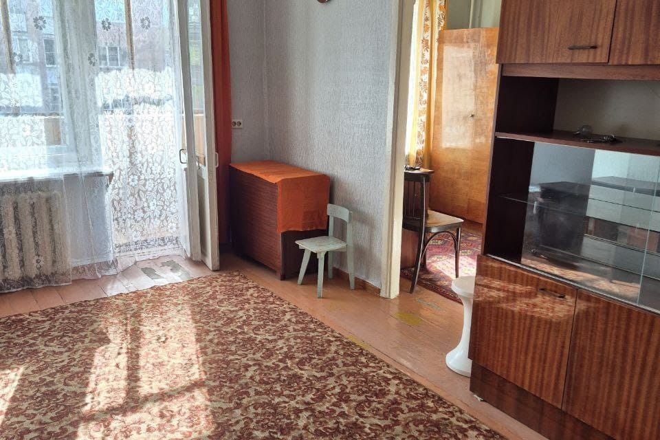Сдаётся 2-комнатная квартира, 42 м²