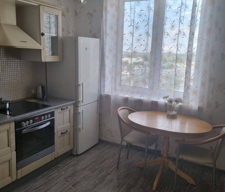 Продаётся 1-комнатная квартира, 49 м²