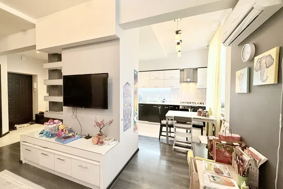 Продаётся 2-комнатная квартира, 63.4 м²