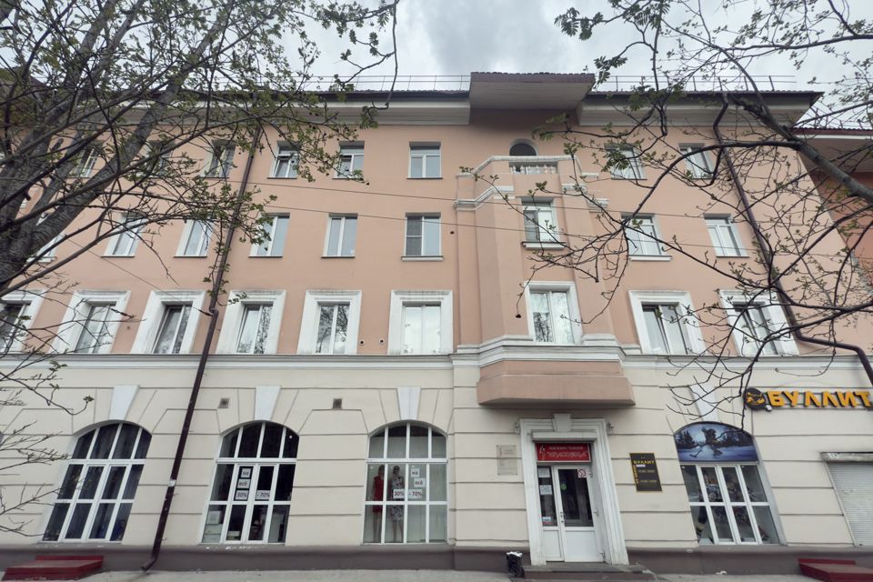 Продаётся 3-комнатная квартира, 66.3 м²