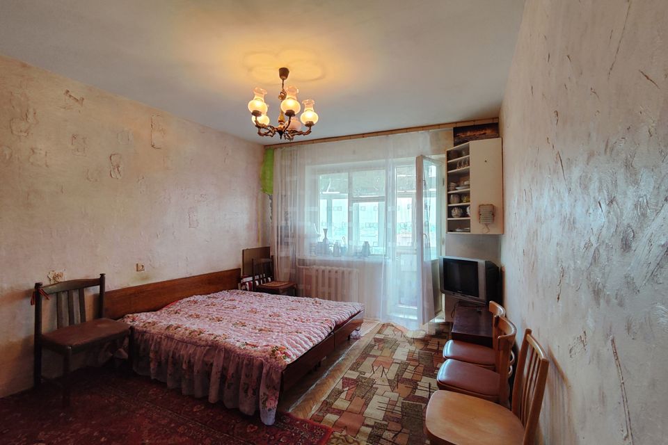 Продаётся 1-комнатная квартира, 37.3 м²