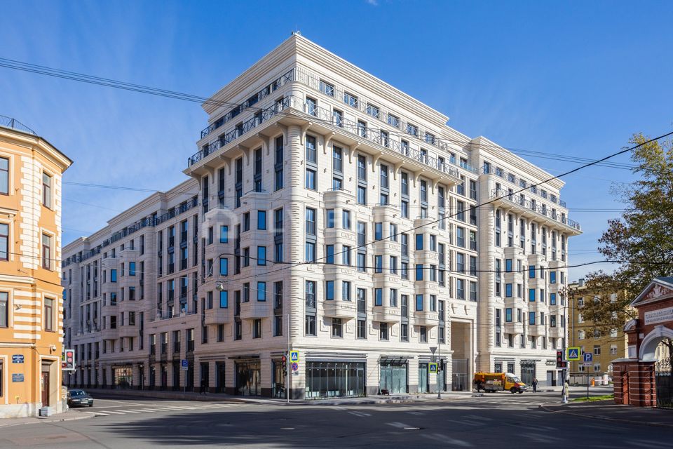 Продаётся 2-комнатная квартира, 63.6 м²