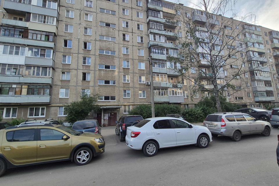 Продаётся 3-комнатная квартира, 55.7 м²