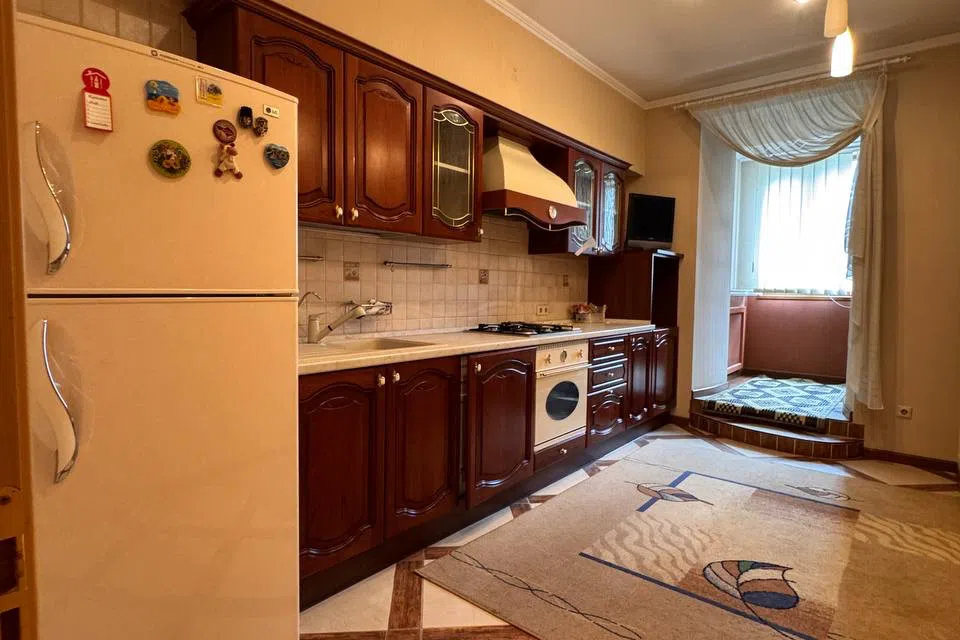 Продаётся 3-комнатная квартира, 90 м²