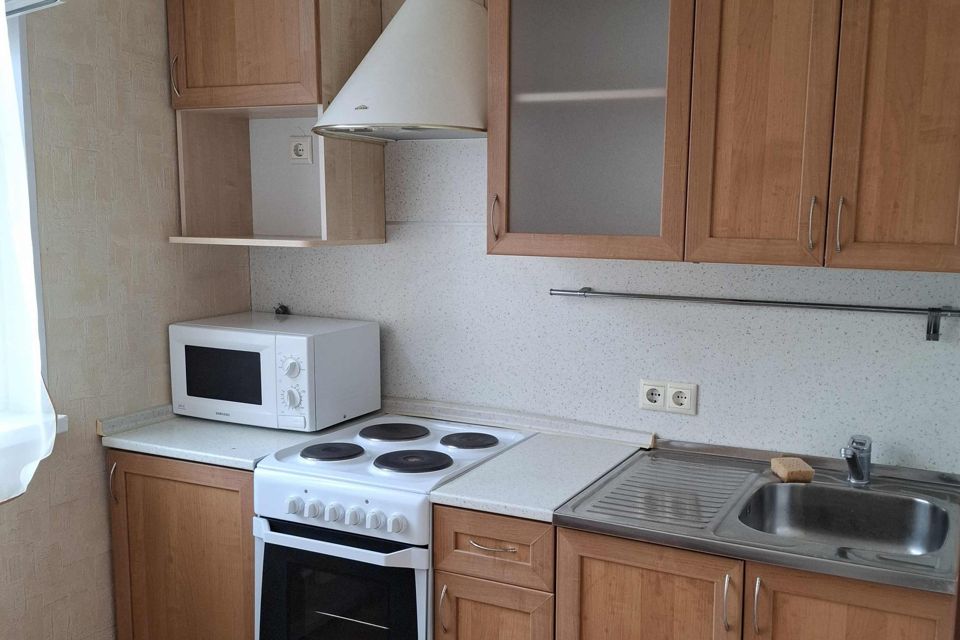 Продаётся 1-комнатная квартира, 37.6 м²