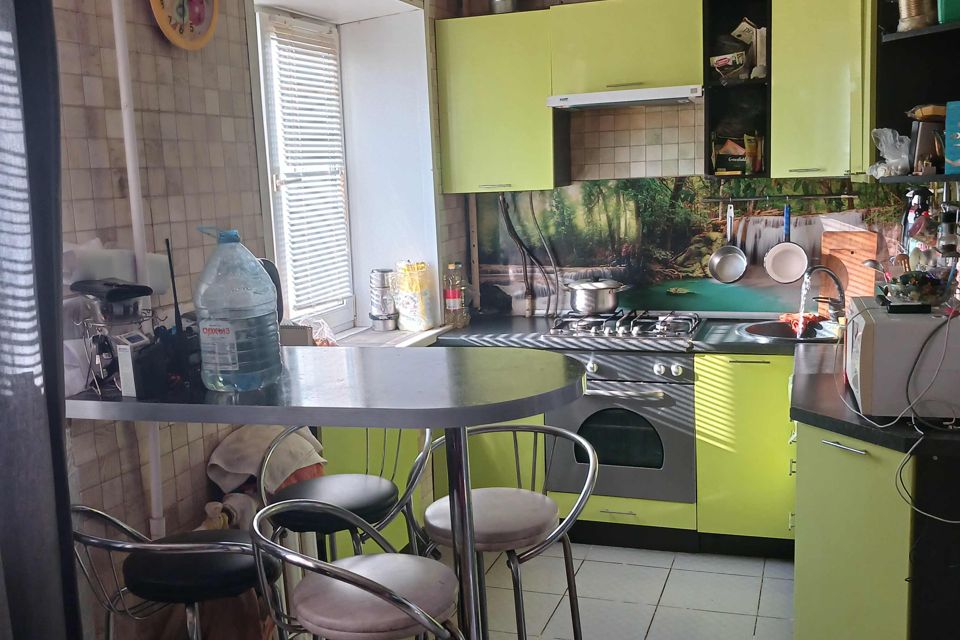 Продаётся 2-комнатная квартира, 43.7 м²