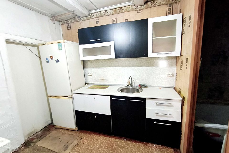 Продаётся 4-комнатная квартира, 82 м²