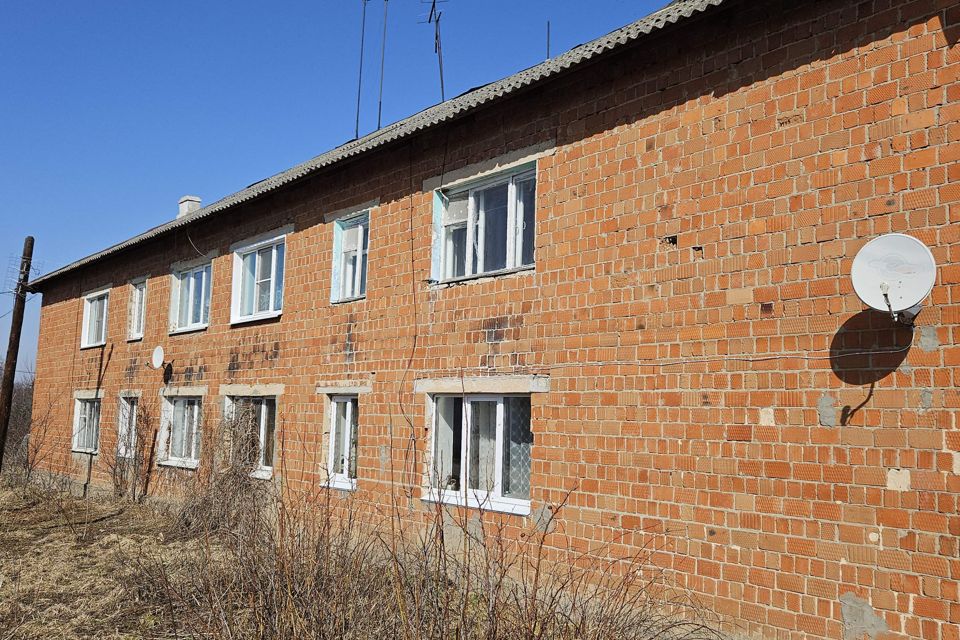 Продаётся 3-комнатная квартира, 45.4 м²