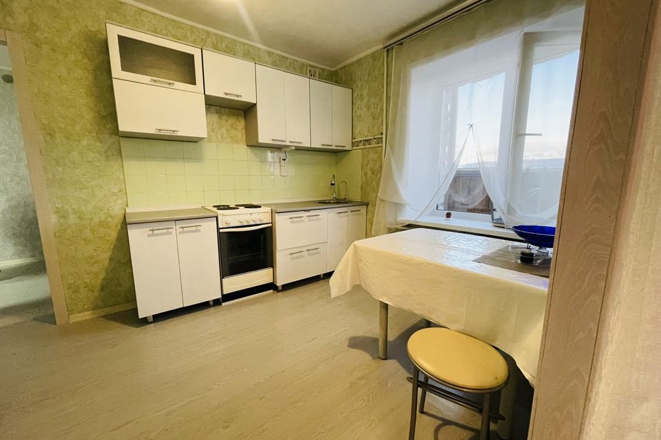 Сдаётся 2-комнатная квартира, 75 м²