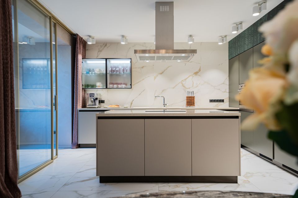 Продаётся 3-комнатная квартира, 101.3 м²