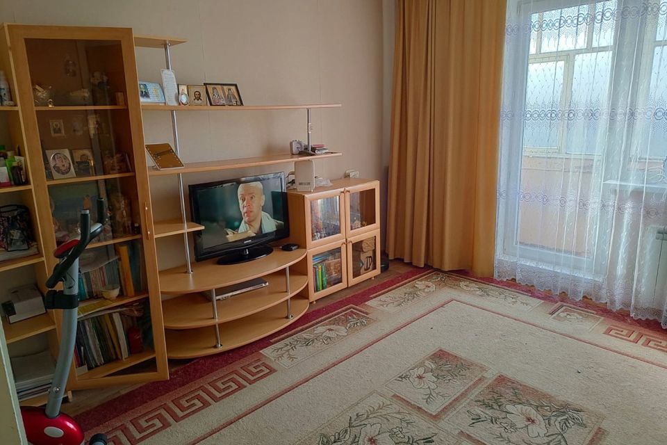 Продаётся 3-комнатная квартира, 65 м²