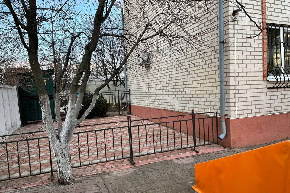 Продаётся 2-этажный дом, 120 м²