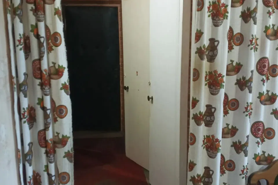 Продаётся 4-комнатная квартира, 66.9 м²