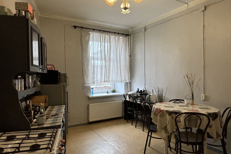 Продаётся 3-комнатная квартира, 76.2 м²