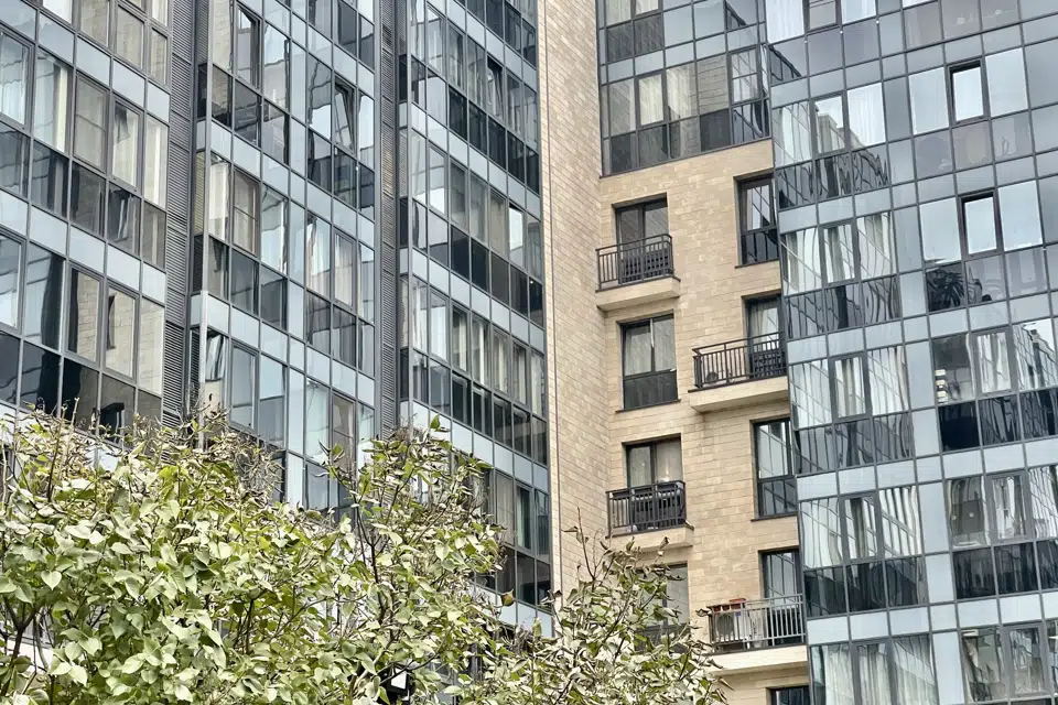 Продаётся 1-комнатная квартира, 49.3 м²