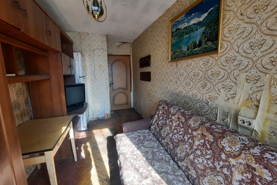 Продаётся комната в 5-комн. квартире, 9 м²