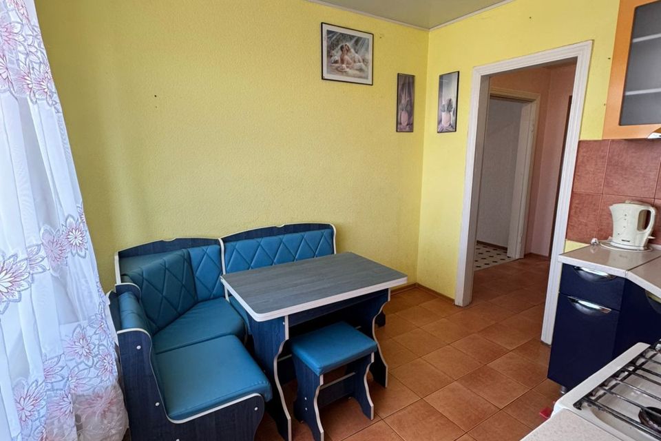 Продаётся 3-комнатная квартира, 60 м²