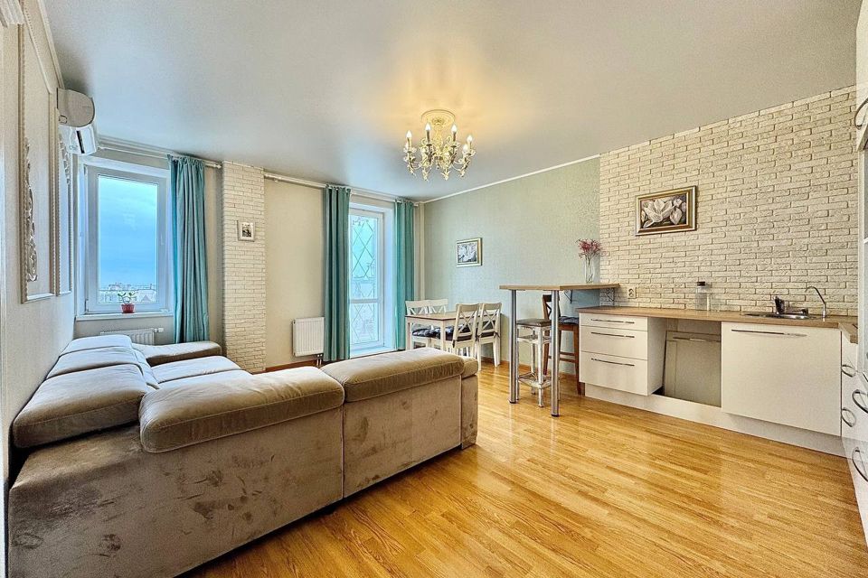 Продаётся 2-комнатная квартира, 57 м²