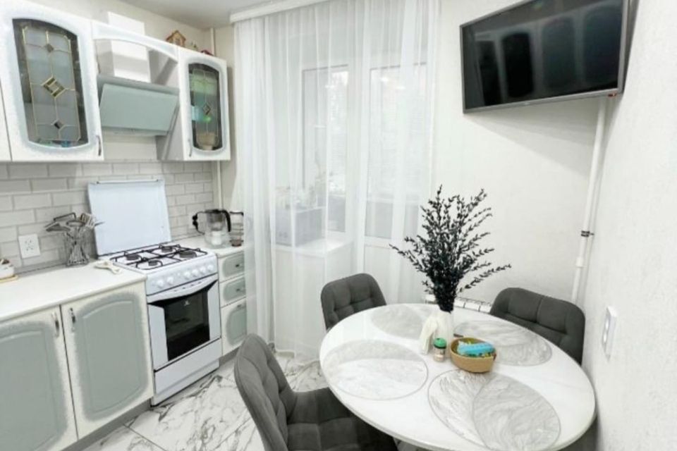 Продаётся 1-комнатная квартира, 37 м²
