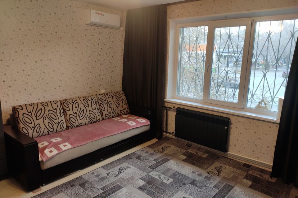 Продаётся 1-комнатная квартира, 38 м²