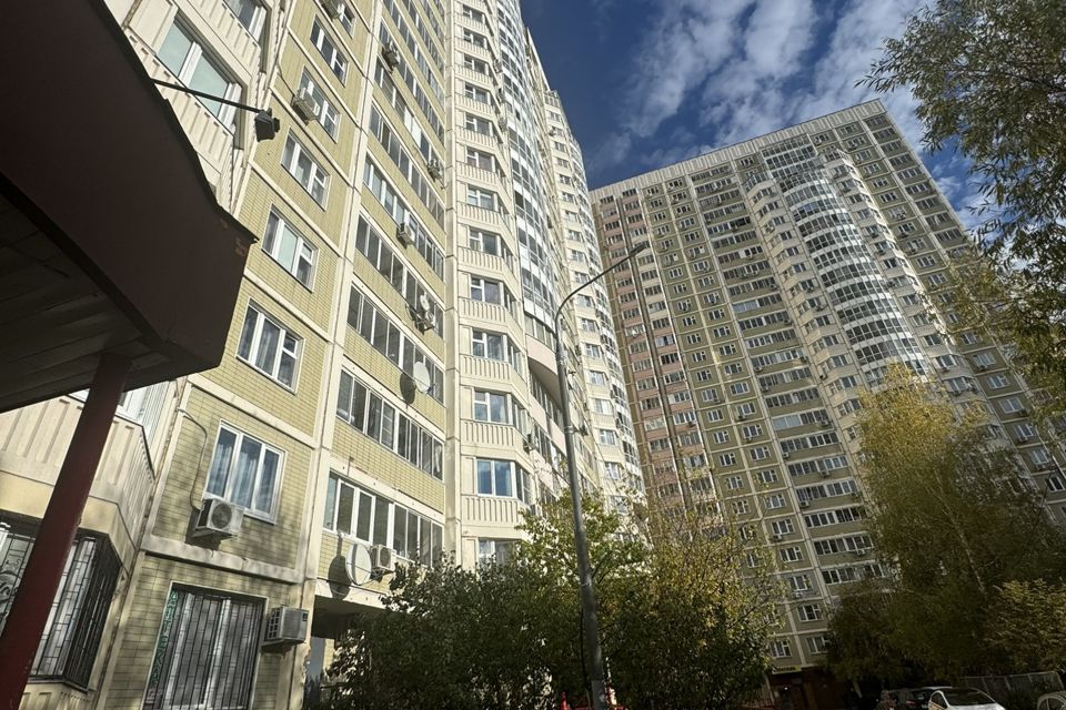 Продаётся 2-комнатная квартира, 56.7 м²