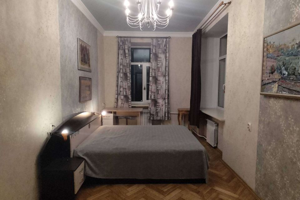 Продаётся 5-комнатная квартира, 108 м²