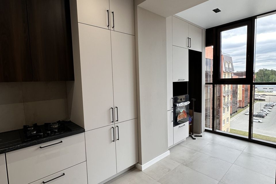 Продаётся 2-комнатная квартира, 66.7 м²