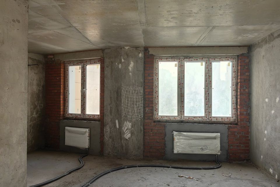 Продаётся 2-комнатная квартира, 55.6 м²